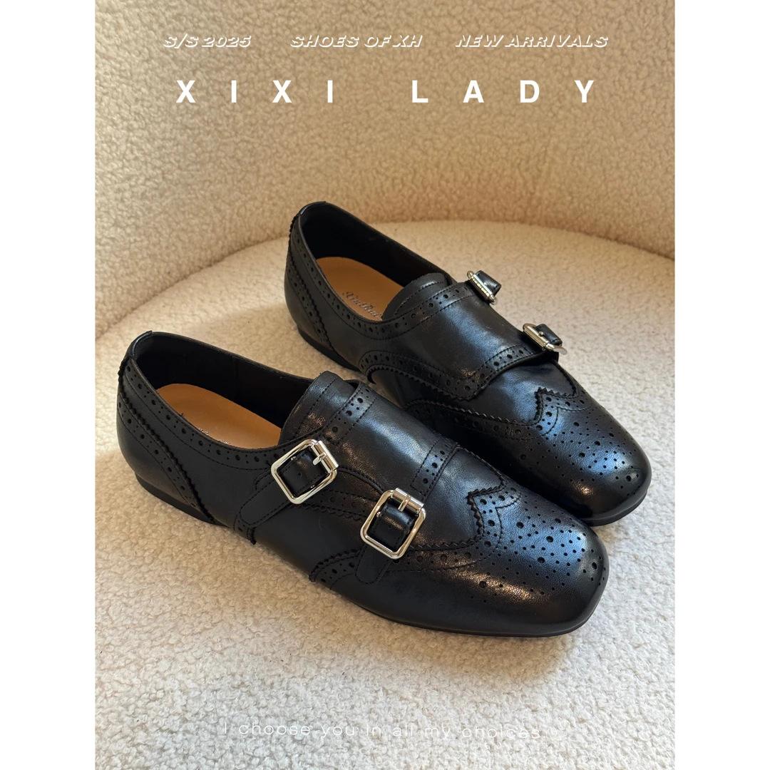 Black / 35