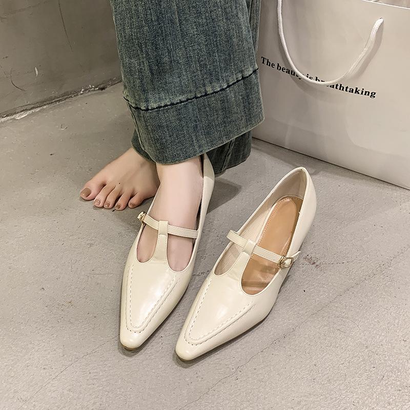 Elegant And Fashionable Womens Pumps