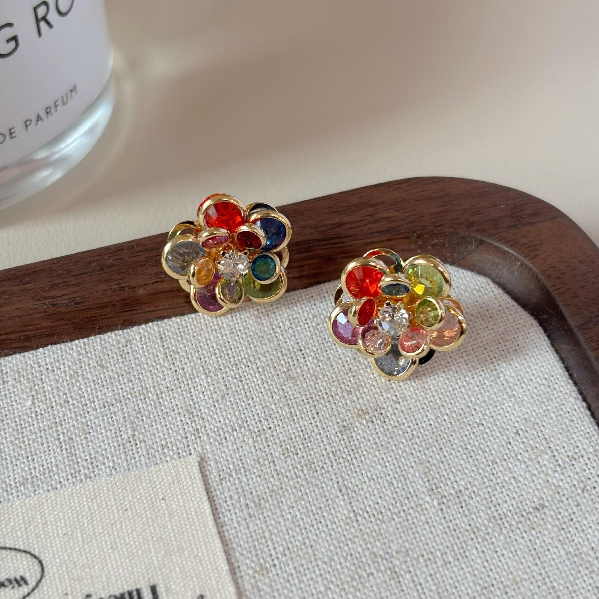 Light Luxury Fashion Trend Earrings Cold Feeling