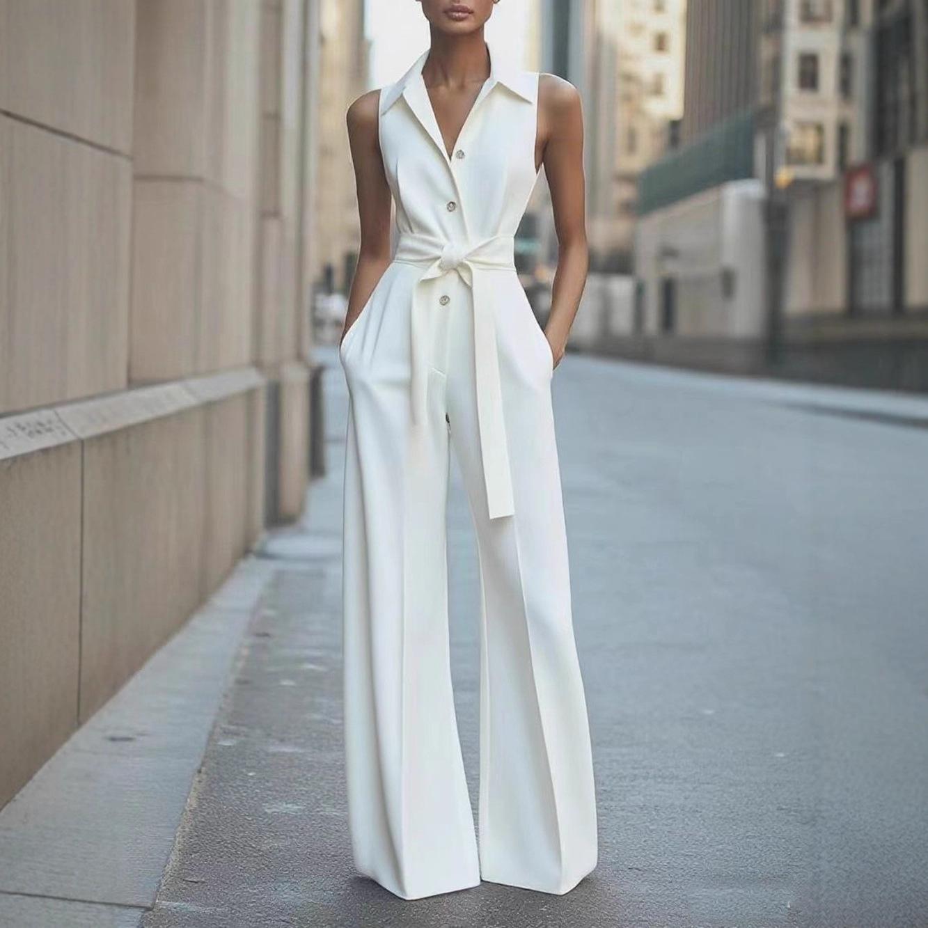 S / White