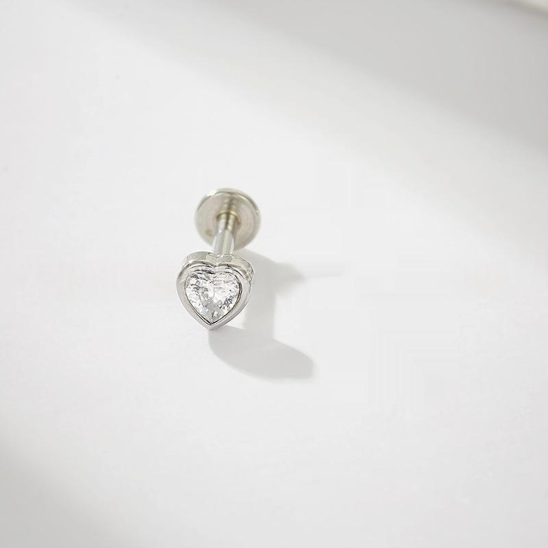 Stainless Steel Fashionable Peach-Heart Zircon Lip Stud