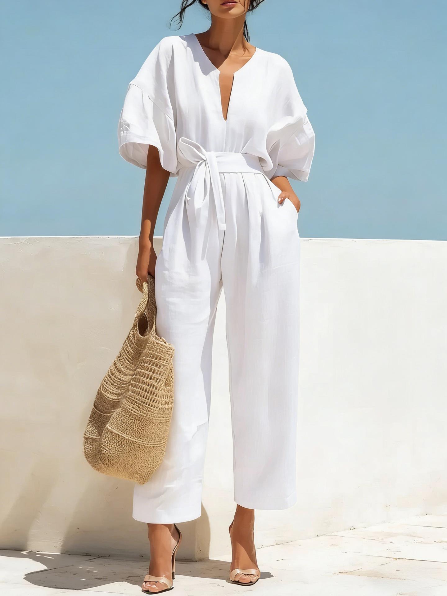 S / White