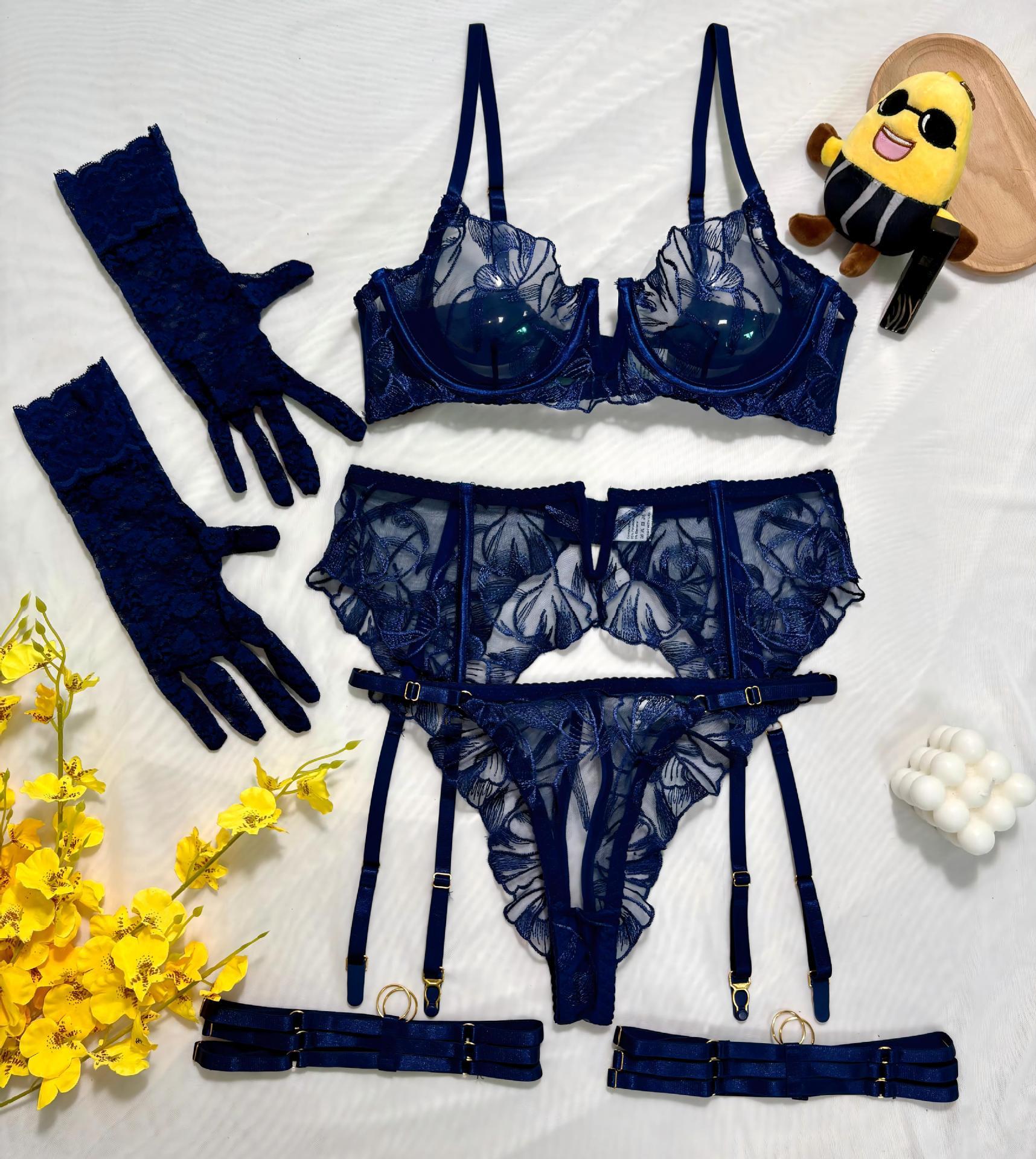 Navy Blue / L