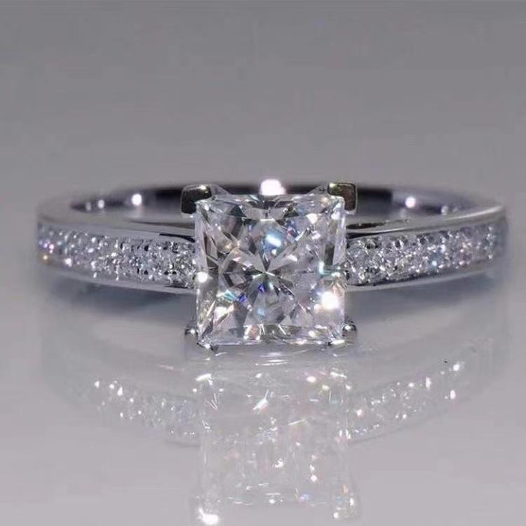 European And American Minimalist Womens Engagement Ring