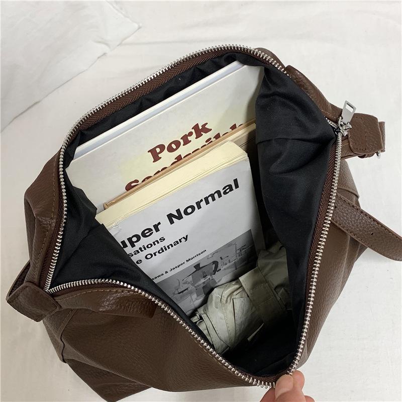 Synthetic Leather Simple Women's Commuter Underarm Crossbody Bag