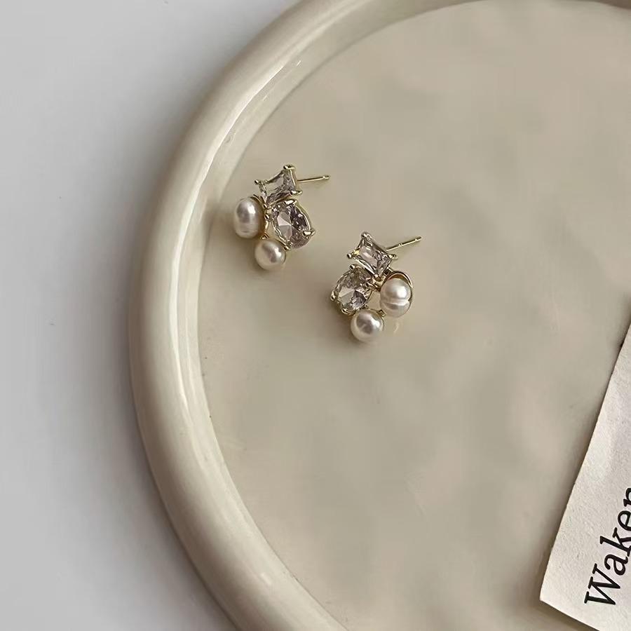 Light Luxury Square Zircon Fashion Earrings