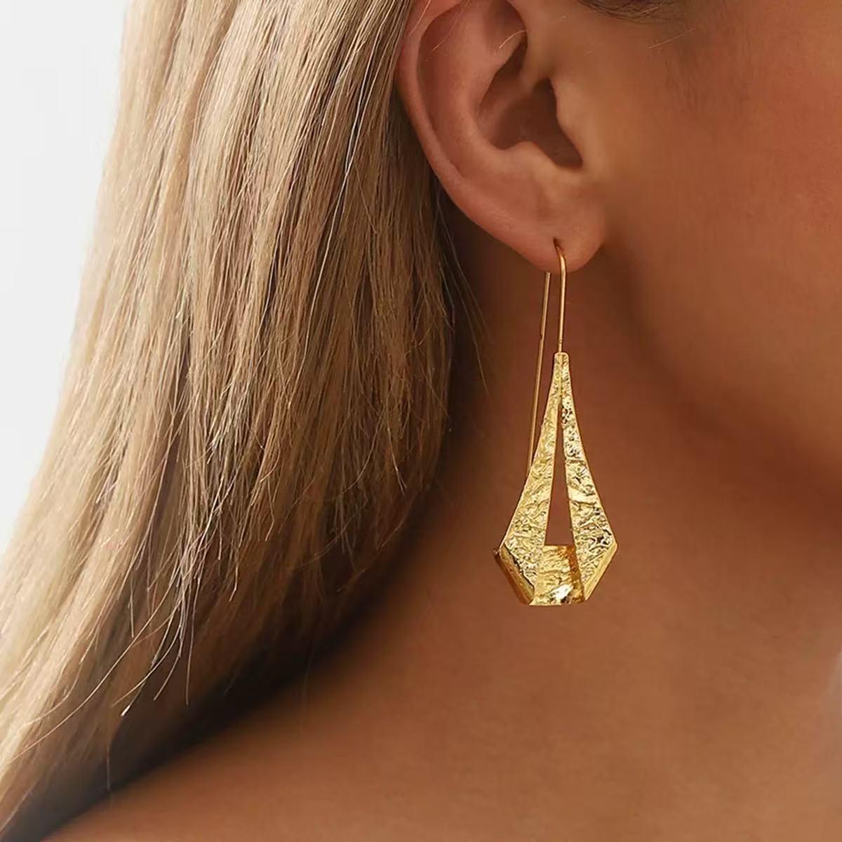 Geometric Three-Dimensional Hammered-Effort Earrings For Women