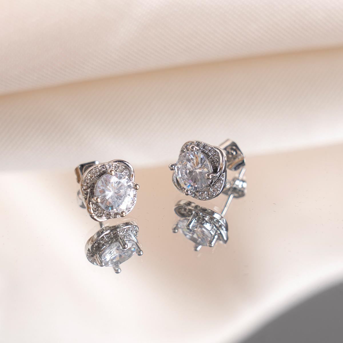 Elegant And Minimalist Lucky Stud Earrings