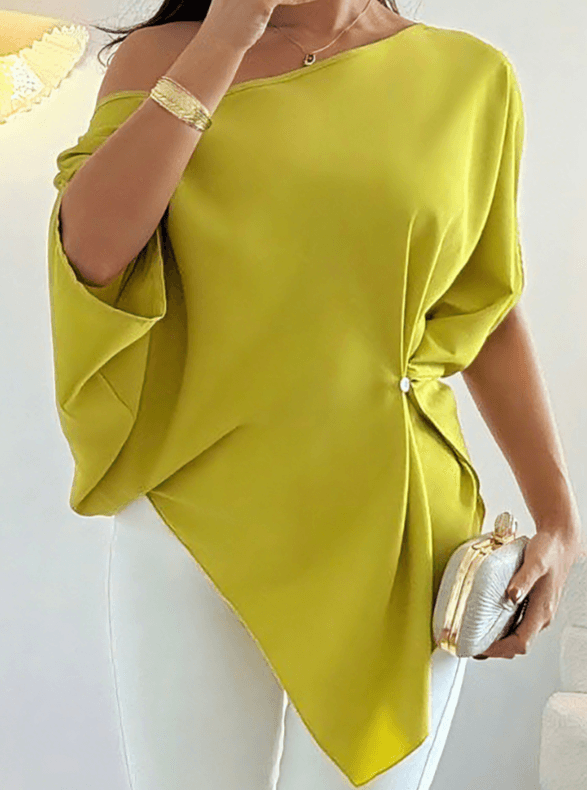 Diagonal Shoulder-mounted Button Waistcoat