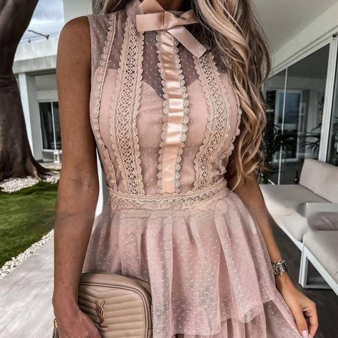 Sleeve Lace Stitching Butterfly Collar Dignified Goddess Mesh Dress