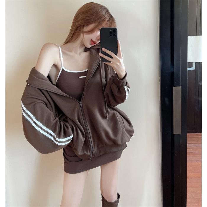 Brown Coat / L