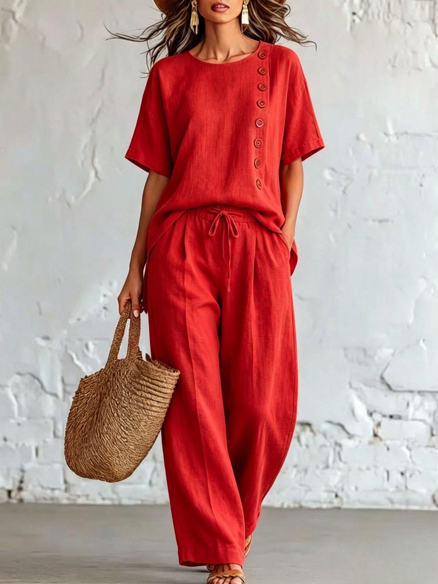 Womens Relaxed-fit Short-sleeve Top With Side-button Detailing And Wide-leg Pants Set