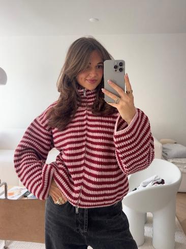 Womens Round-Neck Sweater Coat For Autumn And Winter Warm And Casual
