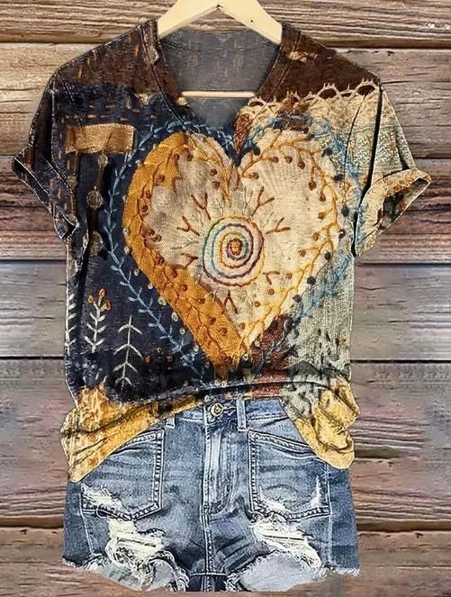Women's Boho Style Heart Print V-Neck T-Shirt