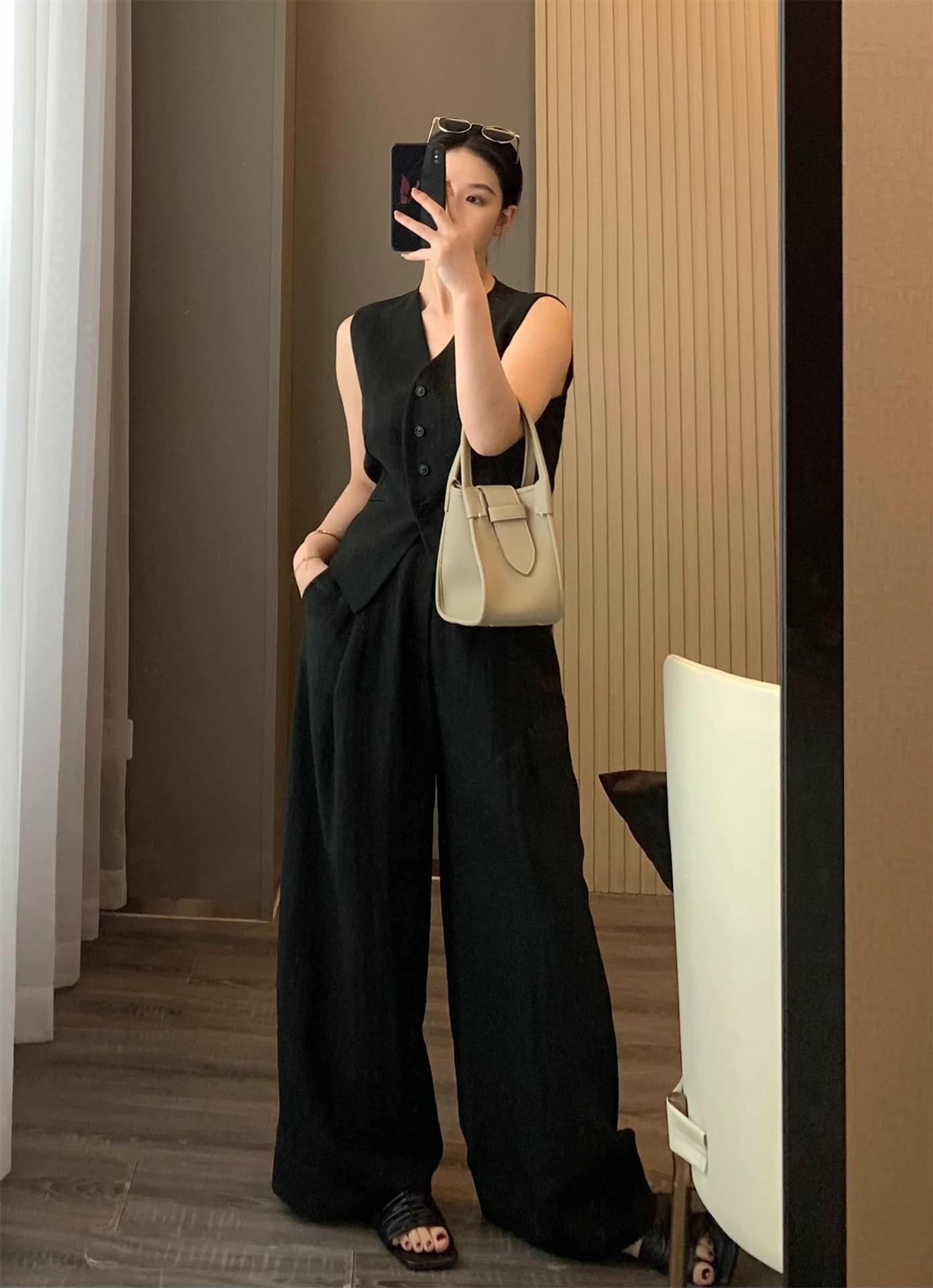 Black / S