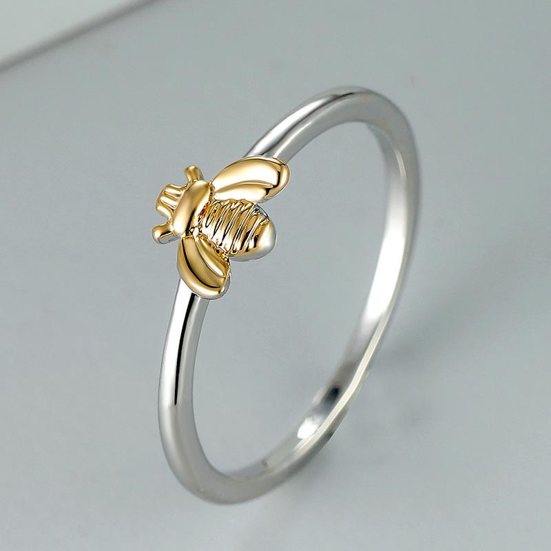 Retro Exquisite And Chic Petite Animal Ring