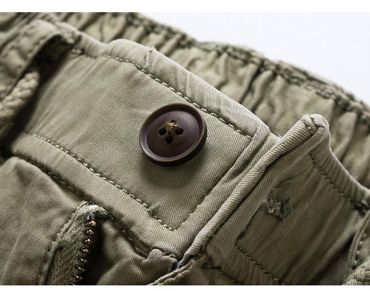 Solid-color Loose-fit Cargo Shorts For Men