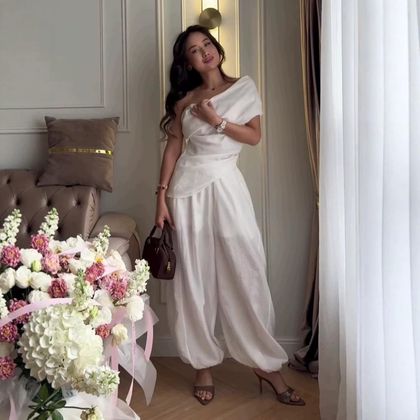 Blouse And Pleated Wide-leg Pants Set