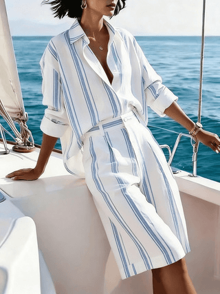 Blue And White Striped Long Sleeved Shorts Two-piece Set