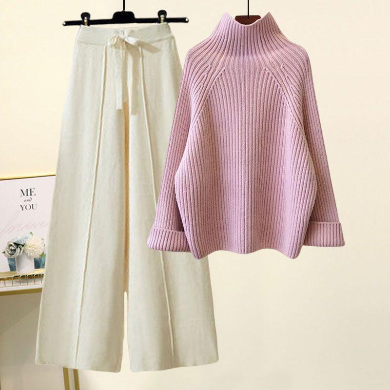 Pink Sweater Beige Pants / S